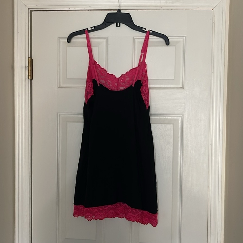 Josie by Natori - Black and Pink Essential Chamise - S